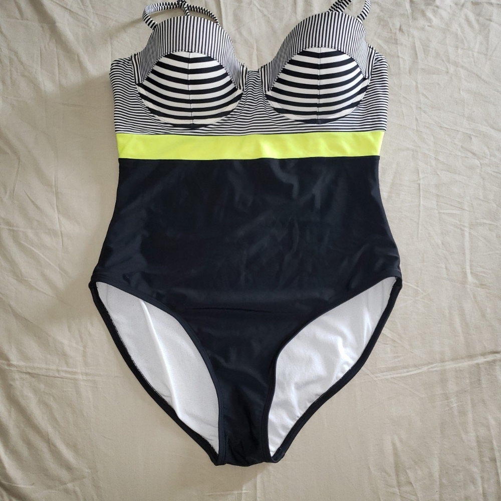 One piece swimsuit